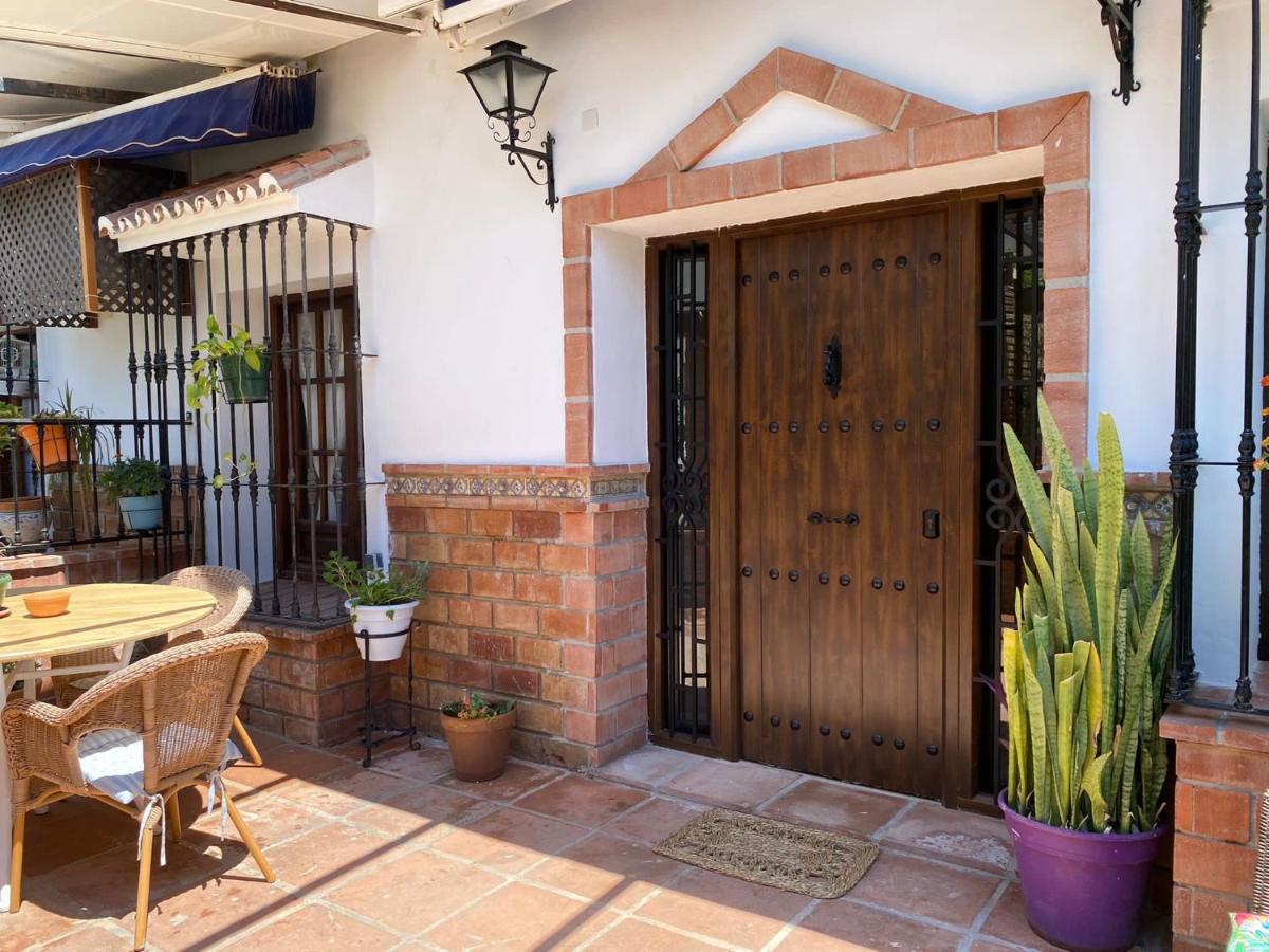 Apartamento La Carihuela Torremolinos Exterior photo